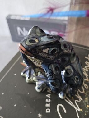 Decorative Ceramic Frog Figurine - Blue Patterned